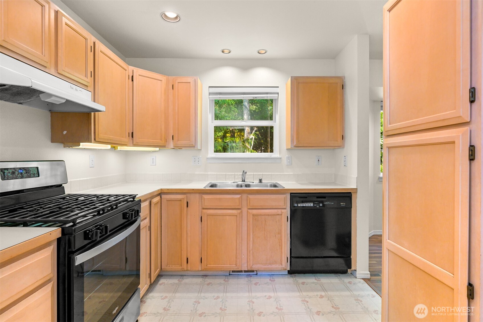 1411 Electric Avenue Property Photo 9