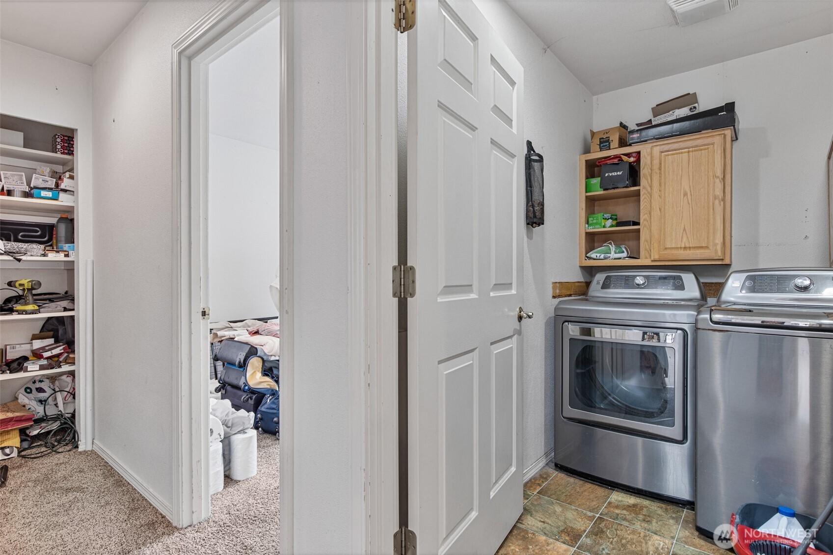 591 E Pickering Road Property Photo 16