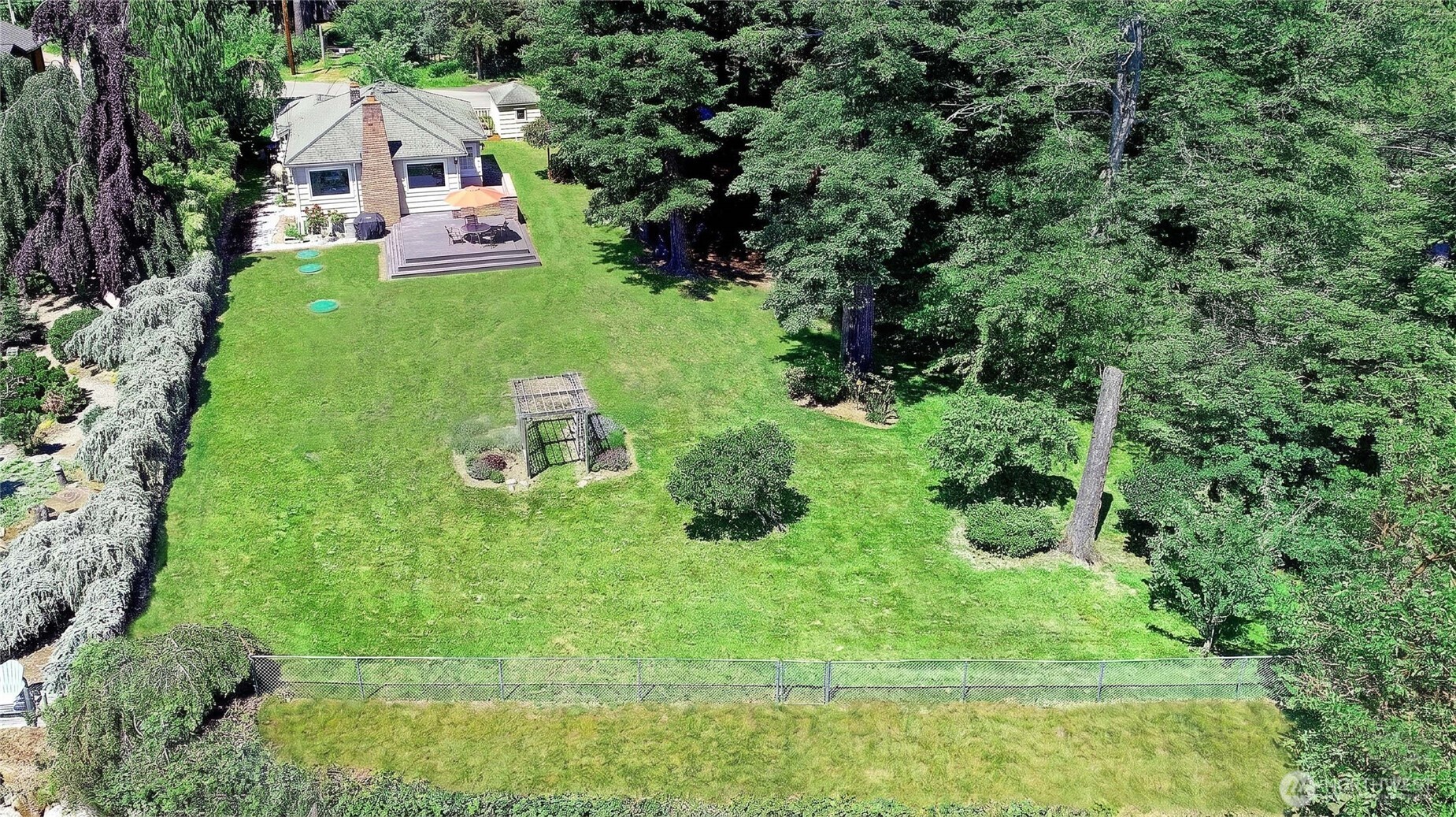 562 Moe Road Property Photo 8