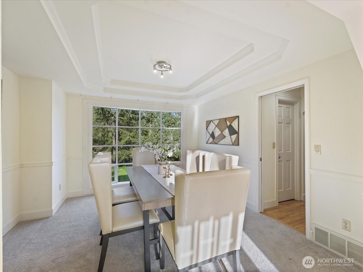 14823 164th Place Property Photo 6