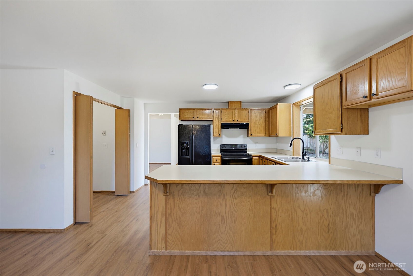 15012 2nd Avenue Property Photo 10