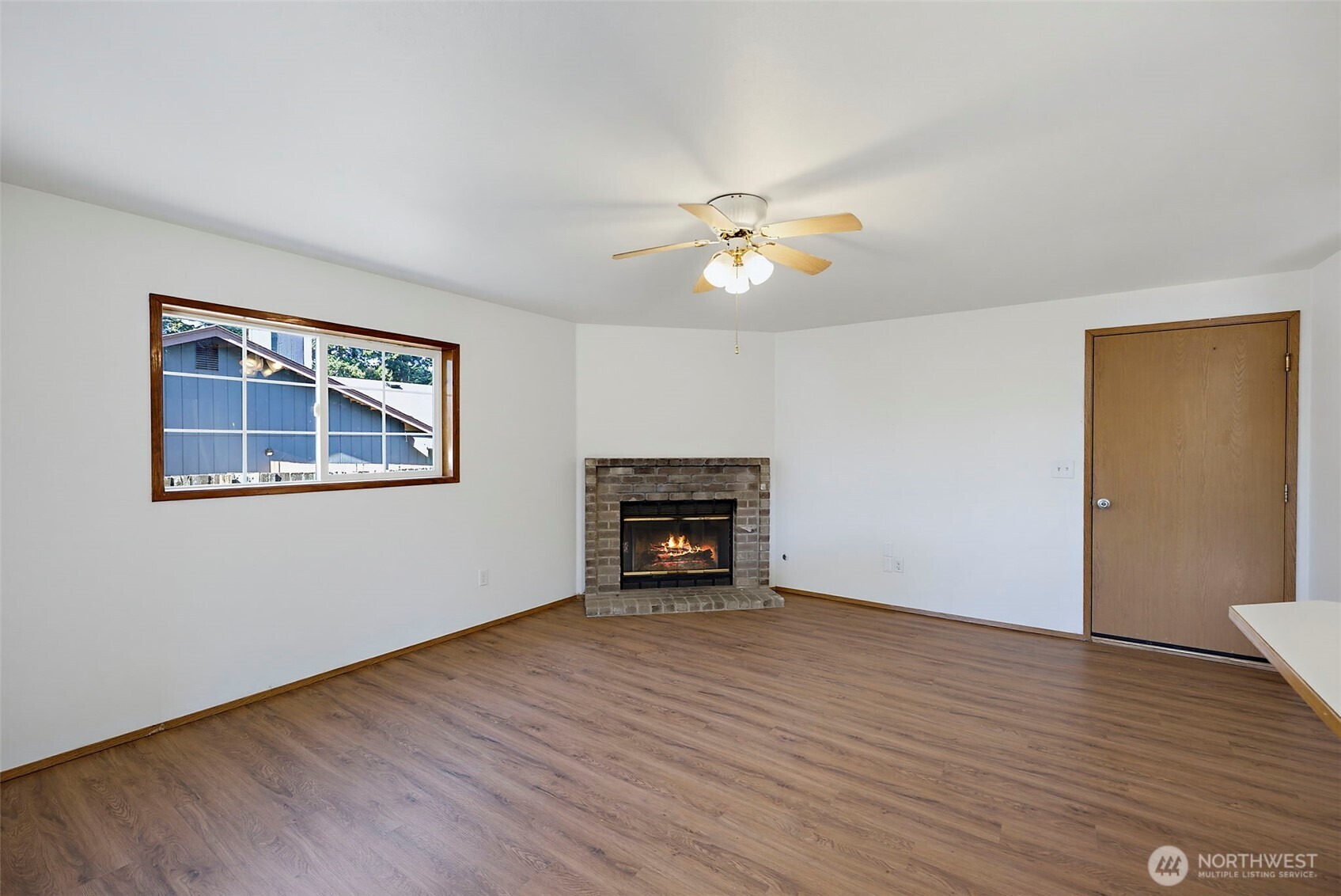 15012 2nd Avenue Property Photo 11
