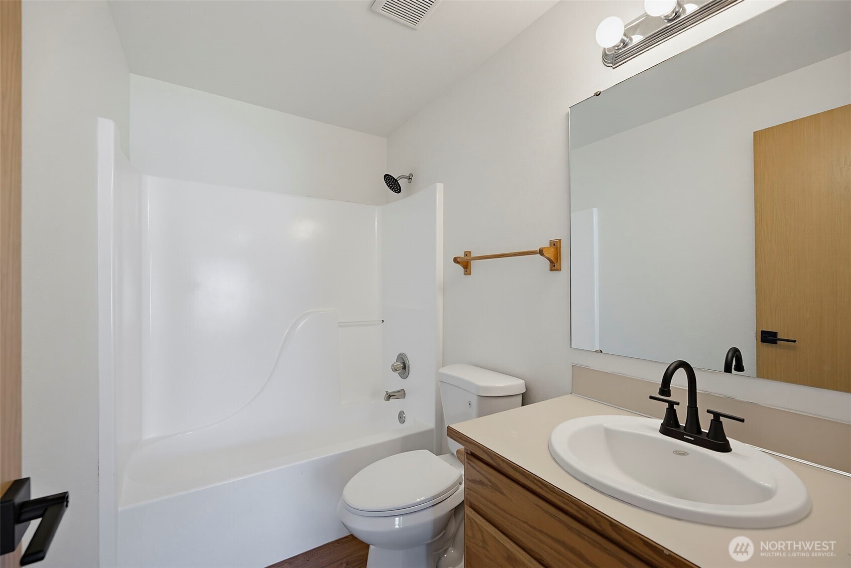 15012 2nd Avenue Property Photo 17