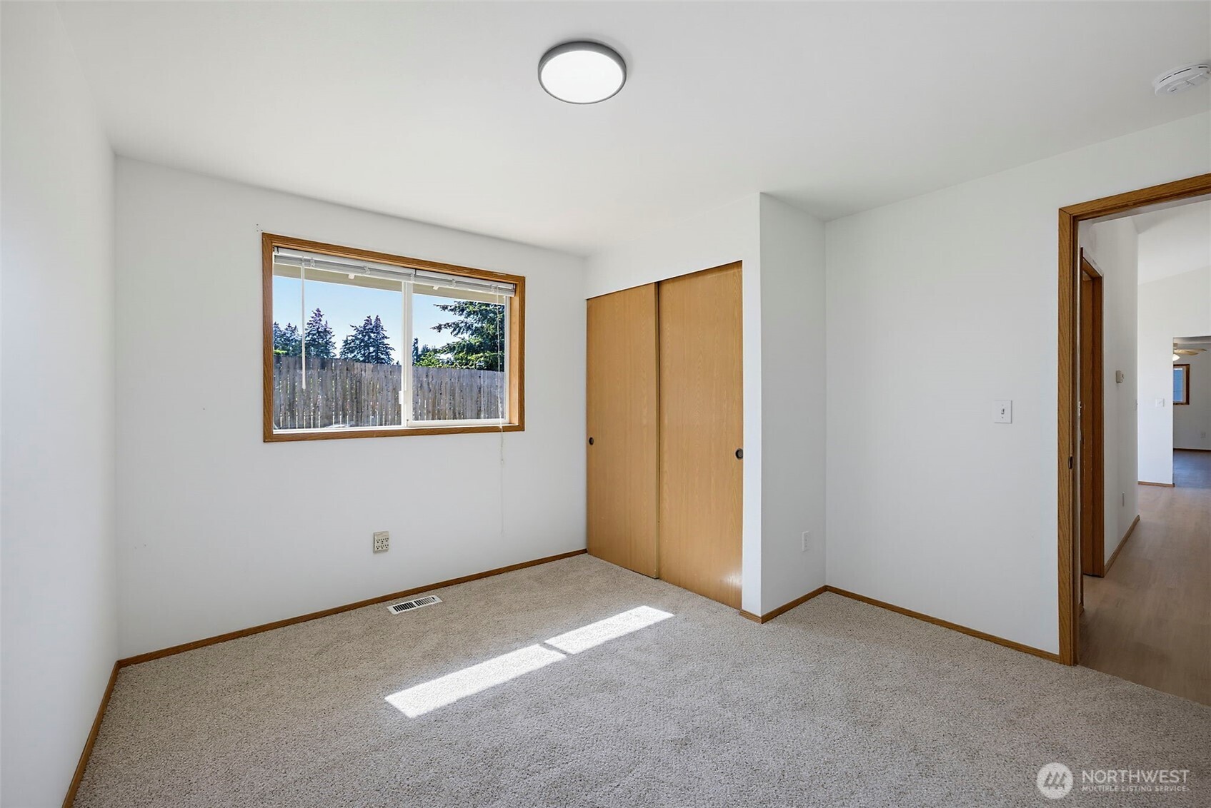 15012 2nd Avenue Property Photo 18