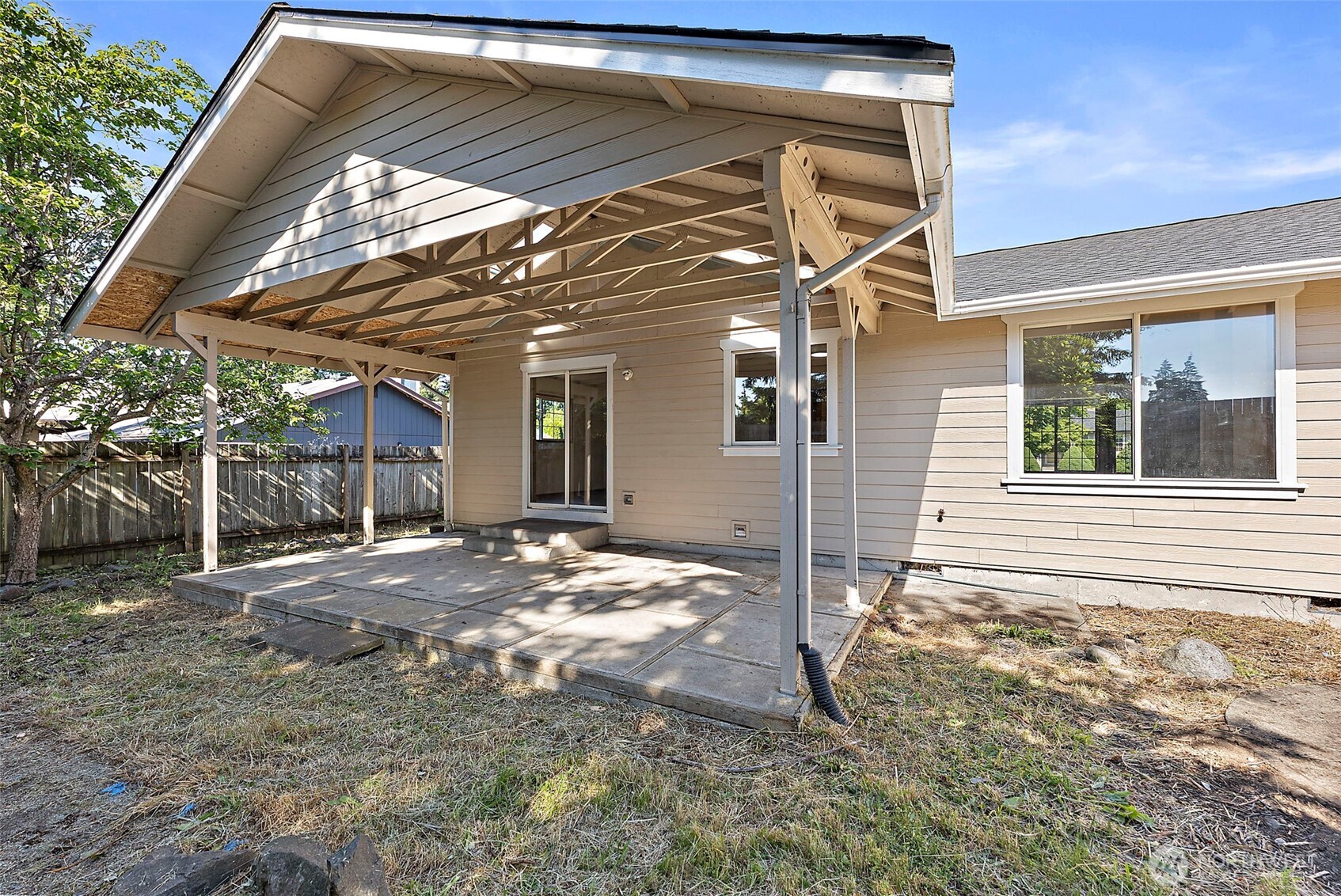 15012 2nd Avenue Property Photo 25