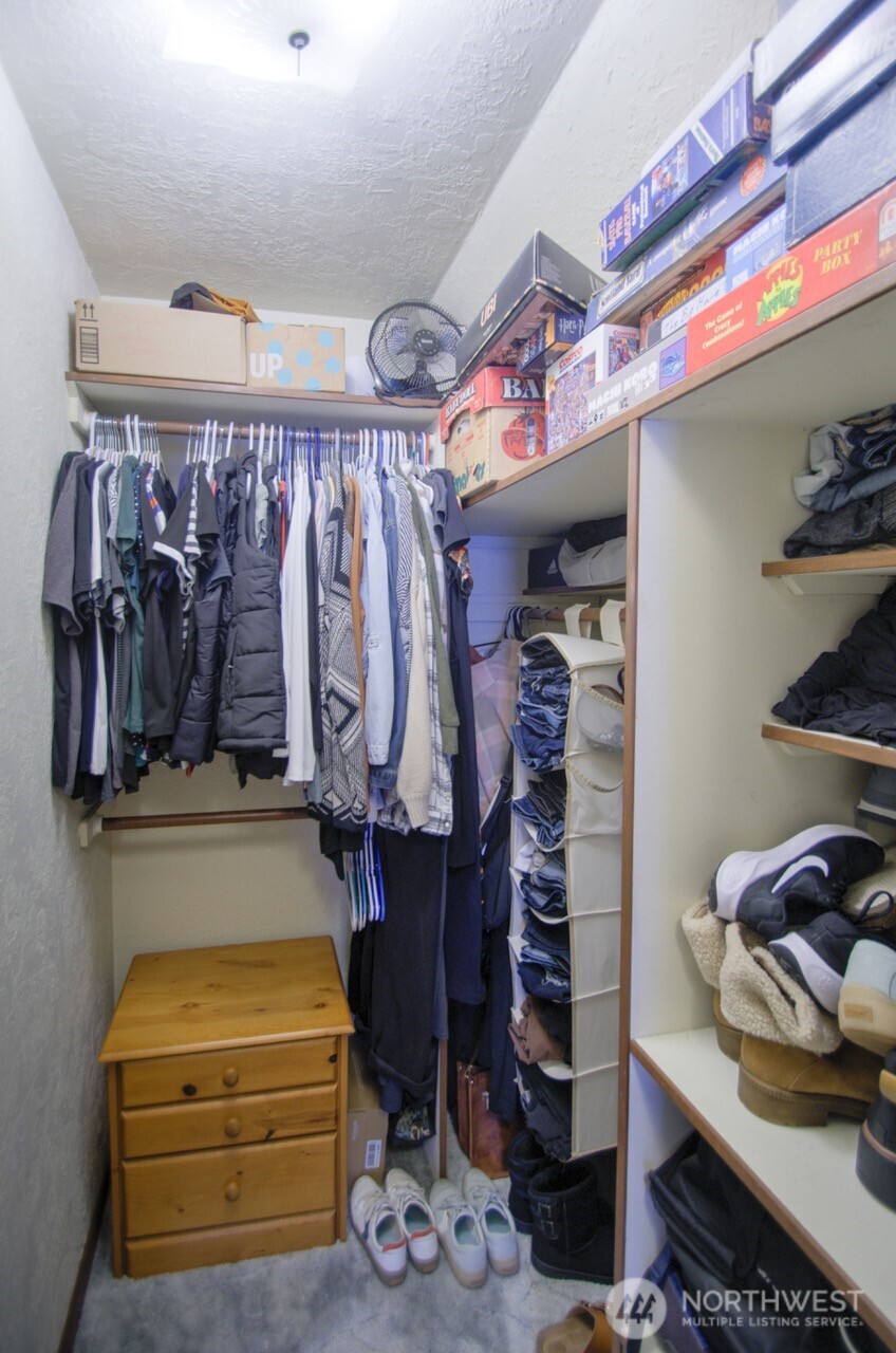 664 Nw New York Avenue Property Photo 18