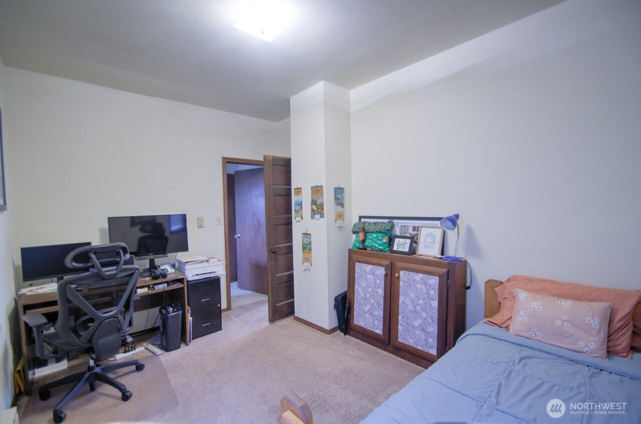664 Nw New York Avenue Property Photo 21
