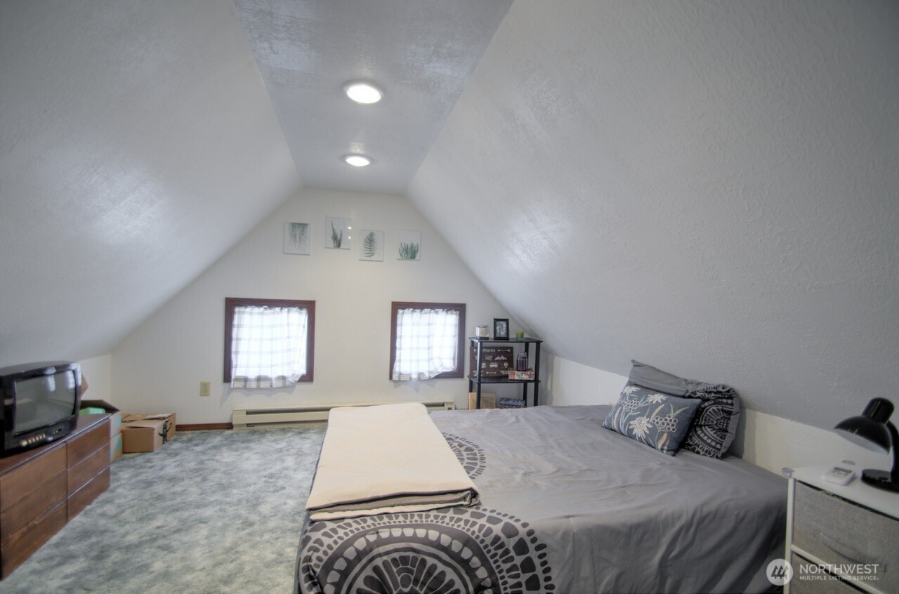664 Nw New York Avenue Property Photo 24