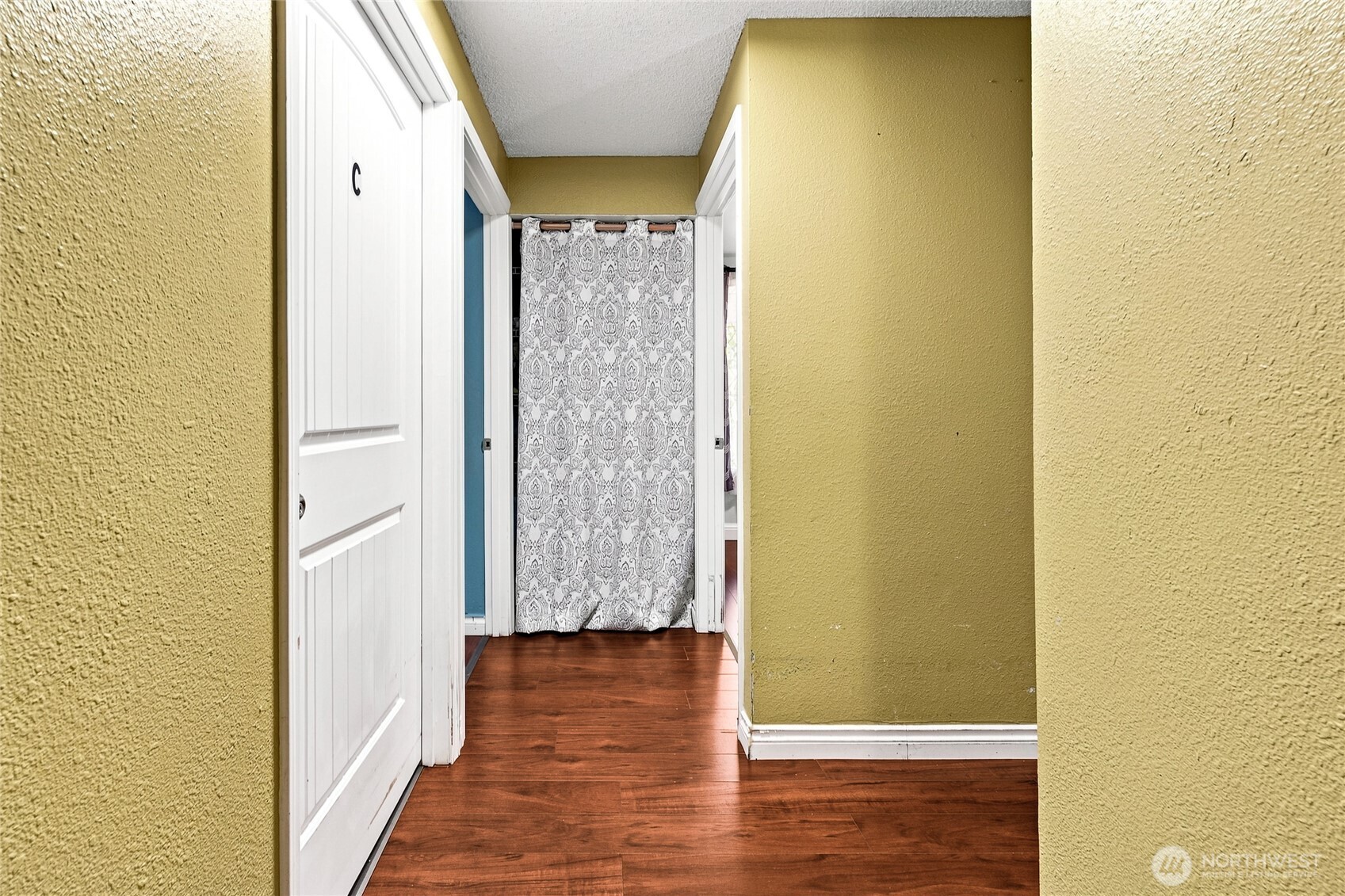 2563864 Property Photo 8