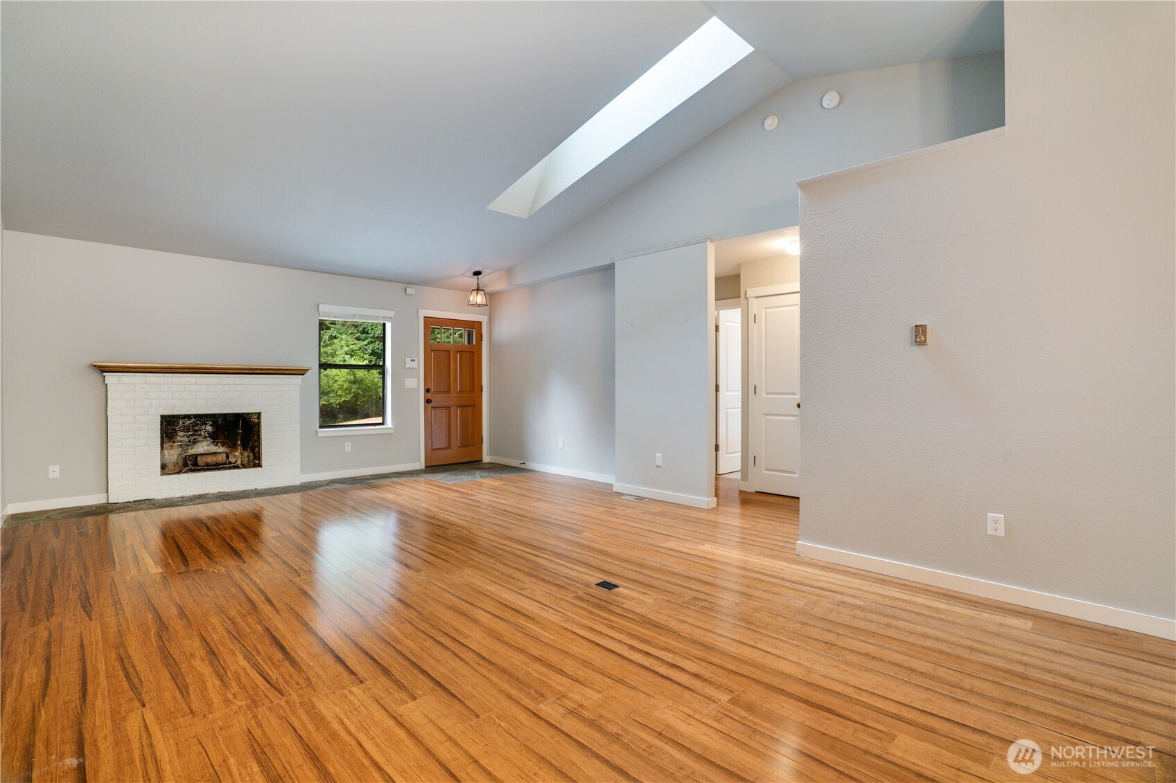 3507 Harborcrest Court Property Photo 5