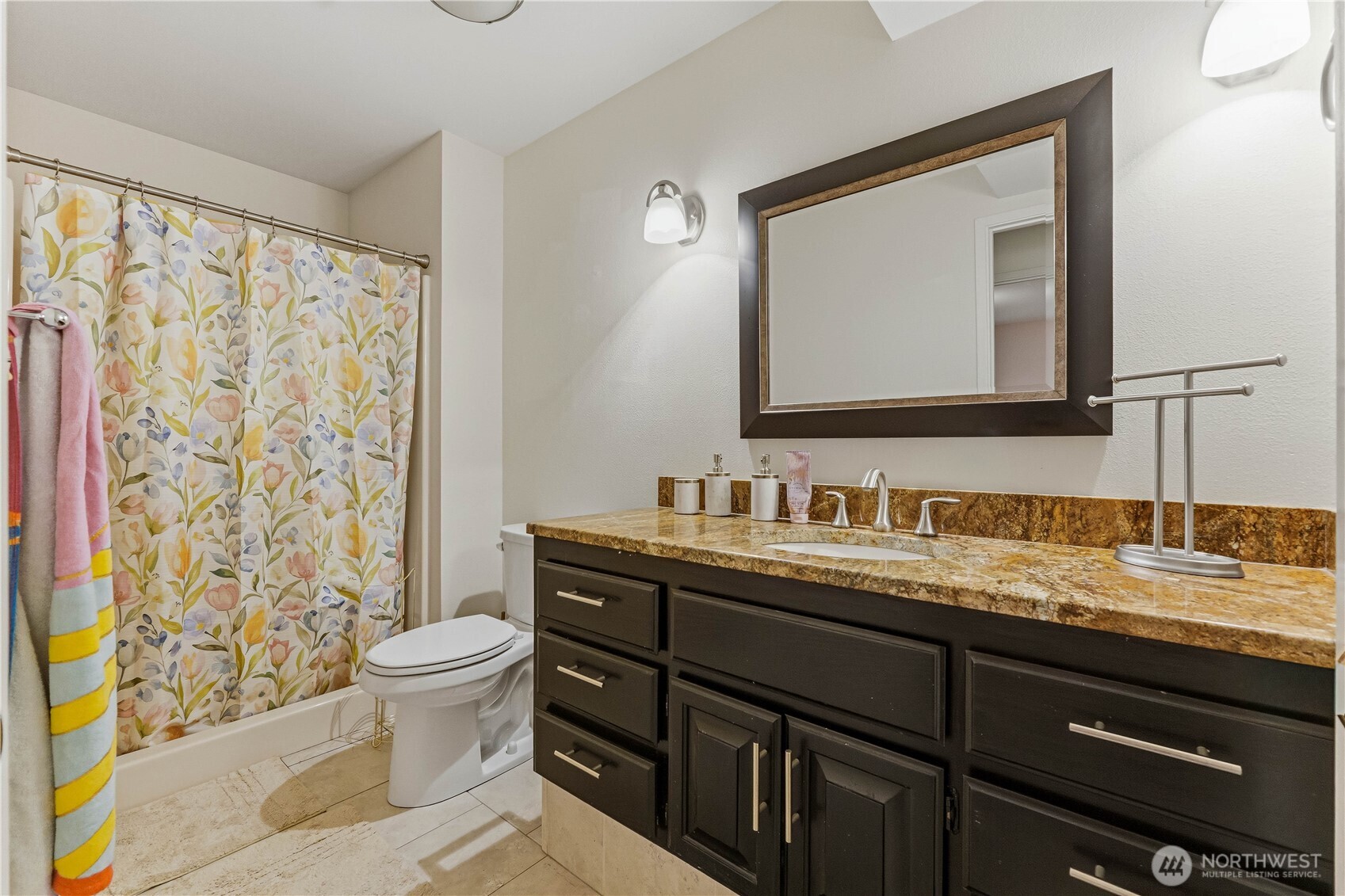 1690 Eastmont Avenue Property Photo 15