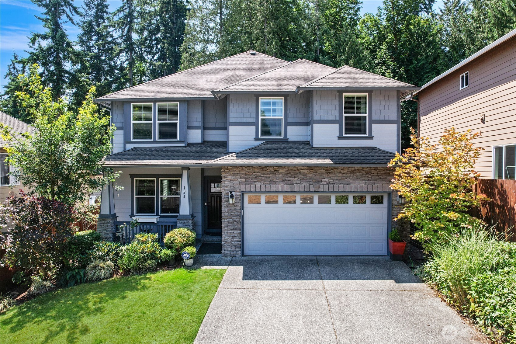 124 147th Place Property Photo 1