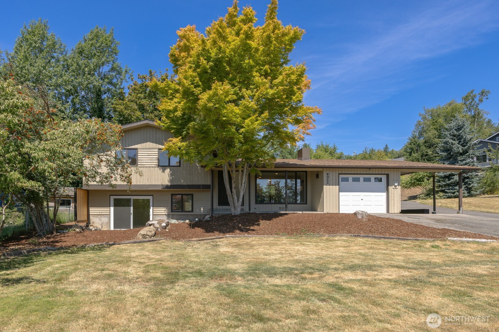 4311 King Avenue Property Photo 1