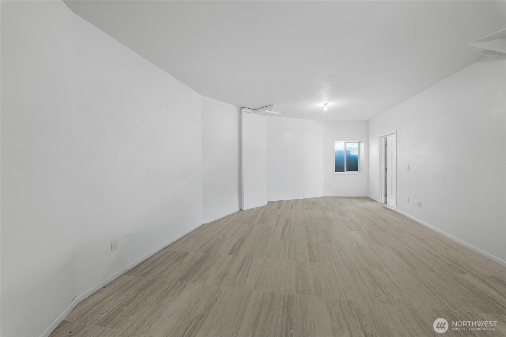 15810 143rd Avenue Property Photo 5