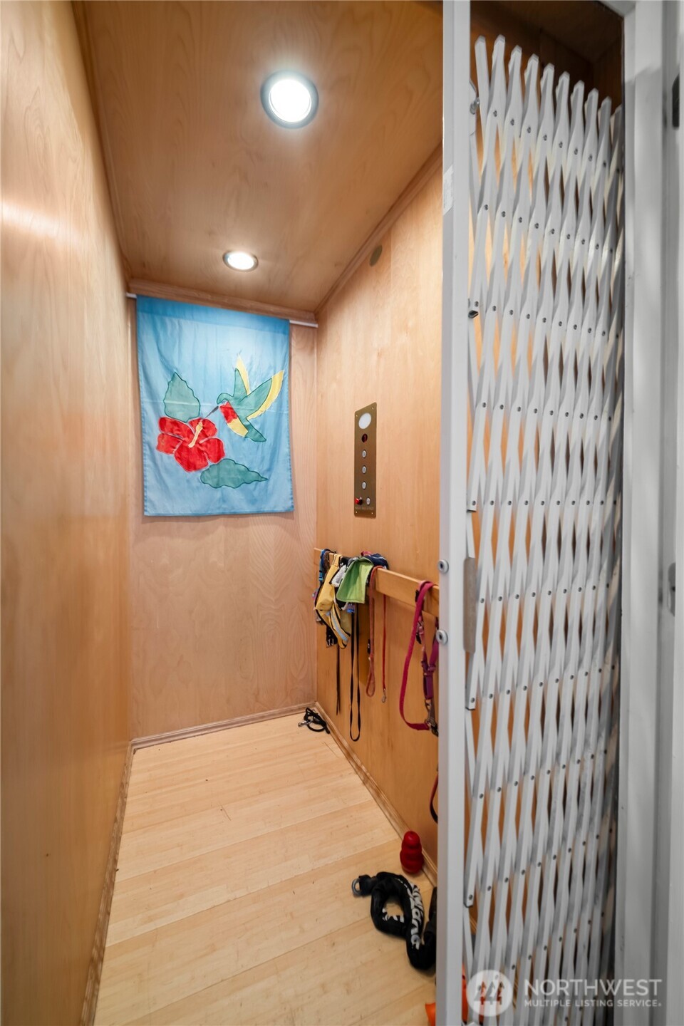 15810 143rd Avenue Property Photo 6