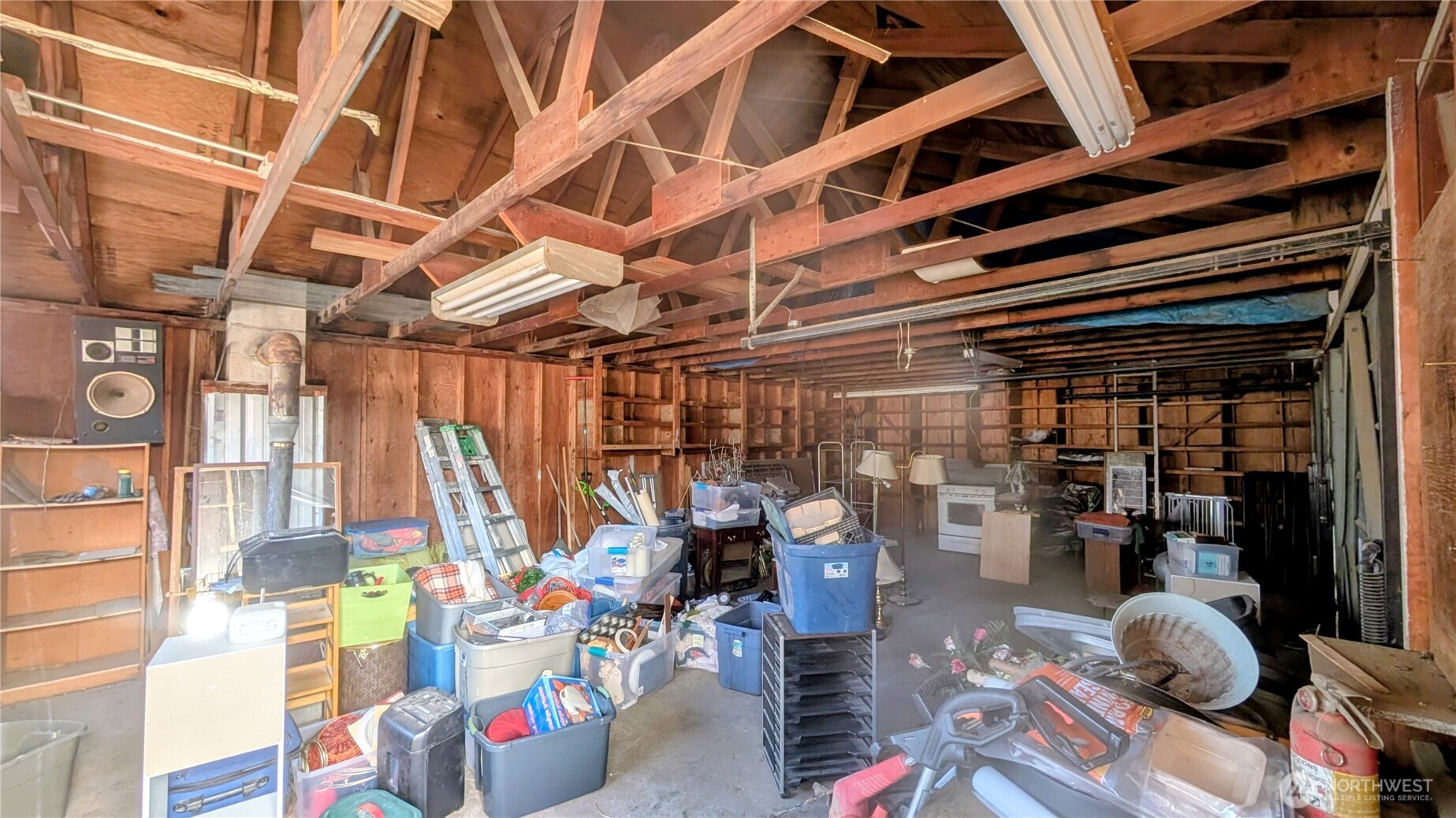 112 E Lind Street Property Photo 21