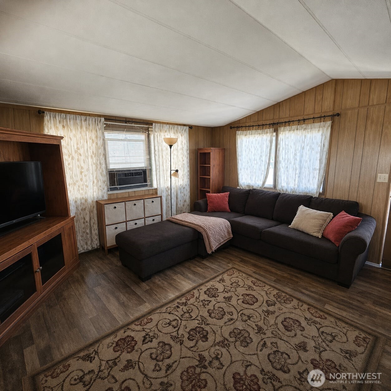 115 Walnut St Street Property Photo 2
