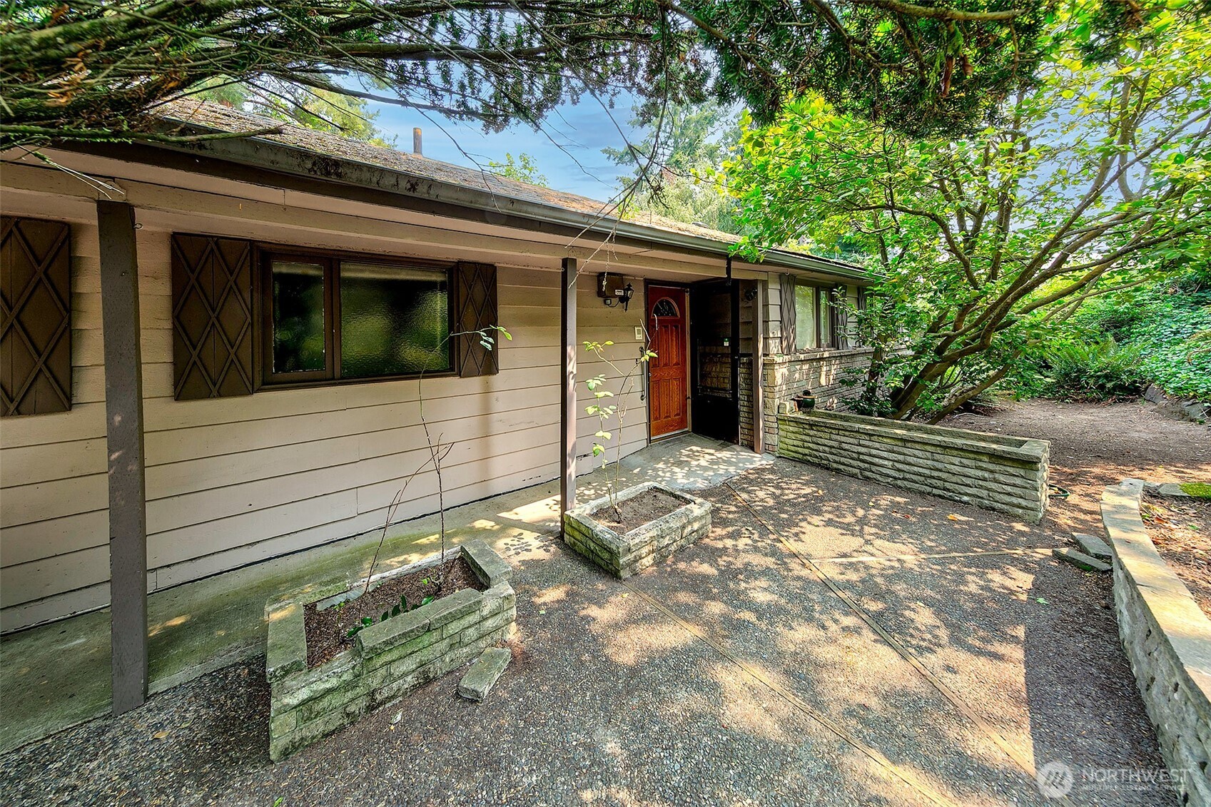 14048 41st Avenue Property Photo 2