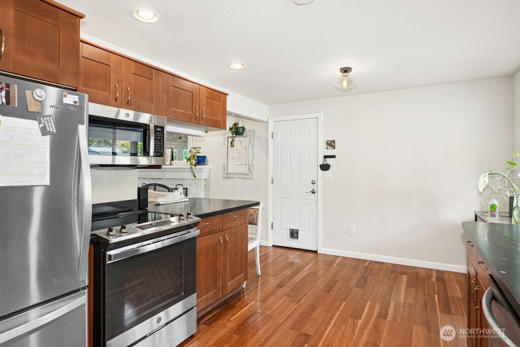 21013 Ne 60th Place Property Photo 11
