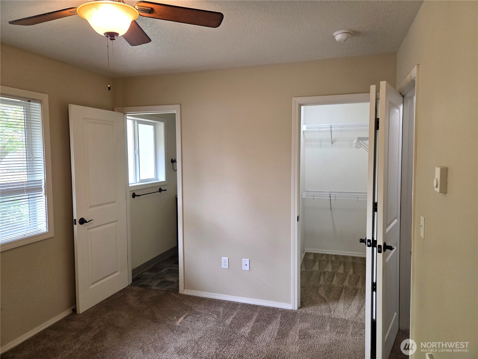 1113 Manzanita Way Property Photo 16