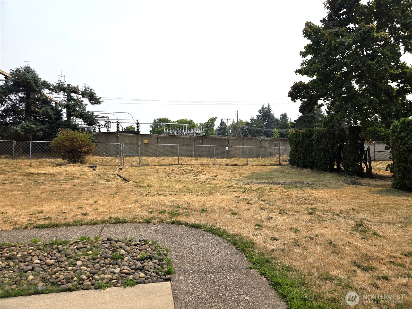 1113 Manzanita Way Property Photo 22