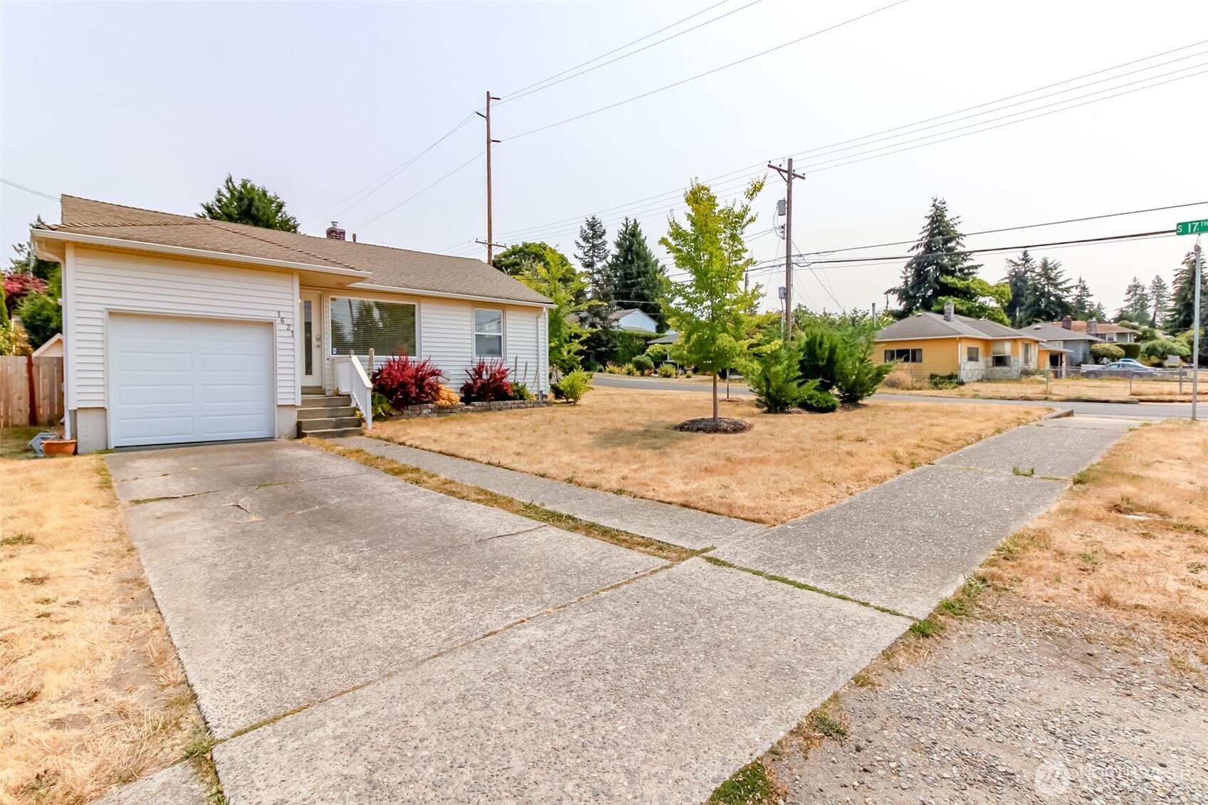 1621 S Durango Street Property Photo 3