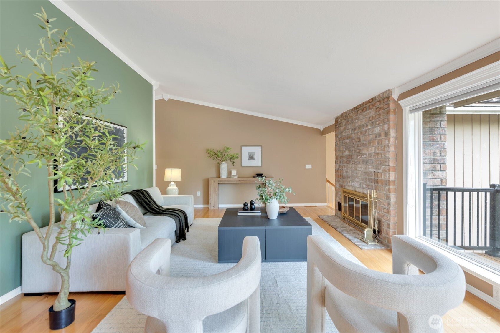 4206 187th Place Property Photo 4