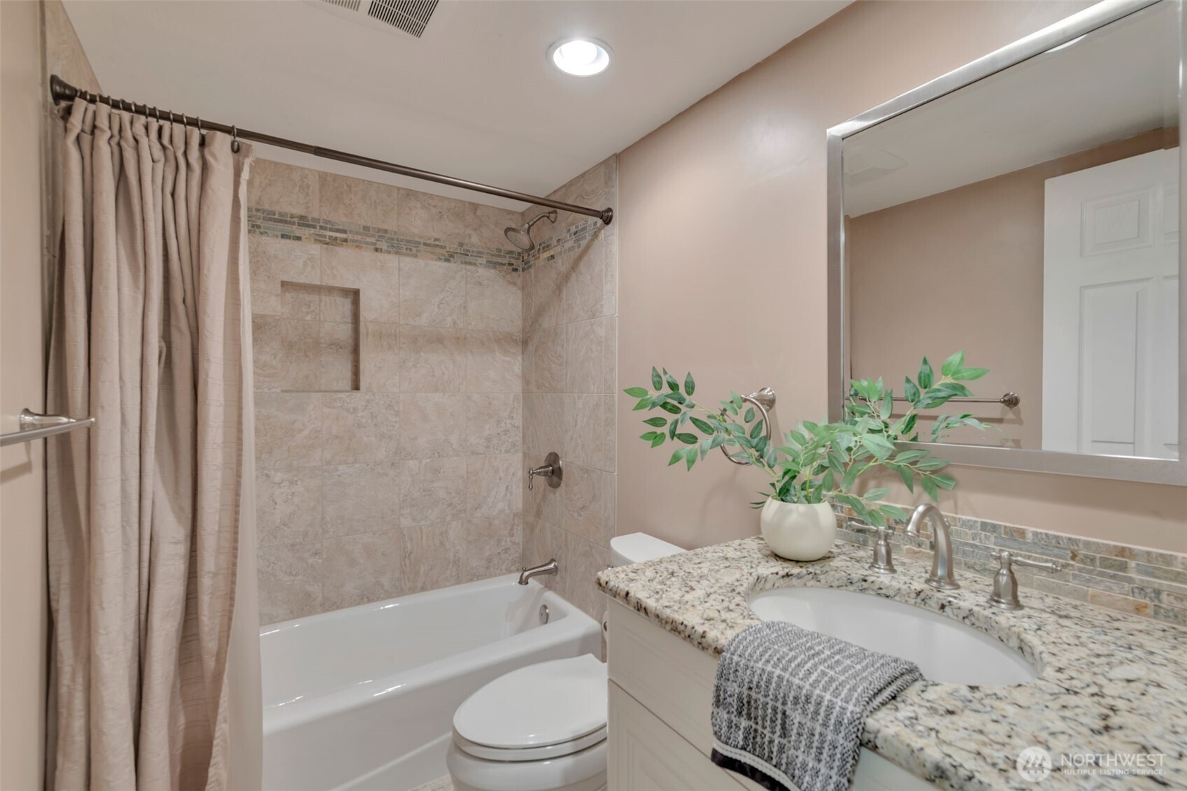4206 187th Place Property Photo 12