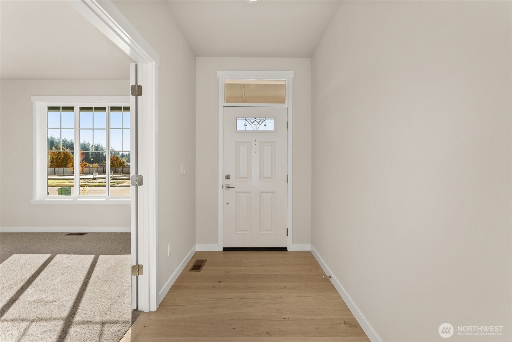 9636 7th Way Property Photo 5