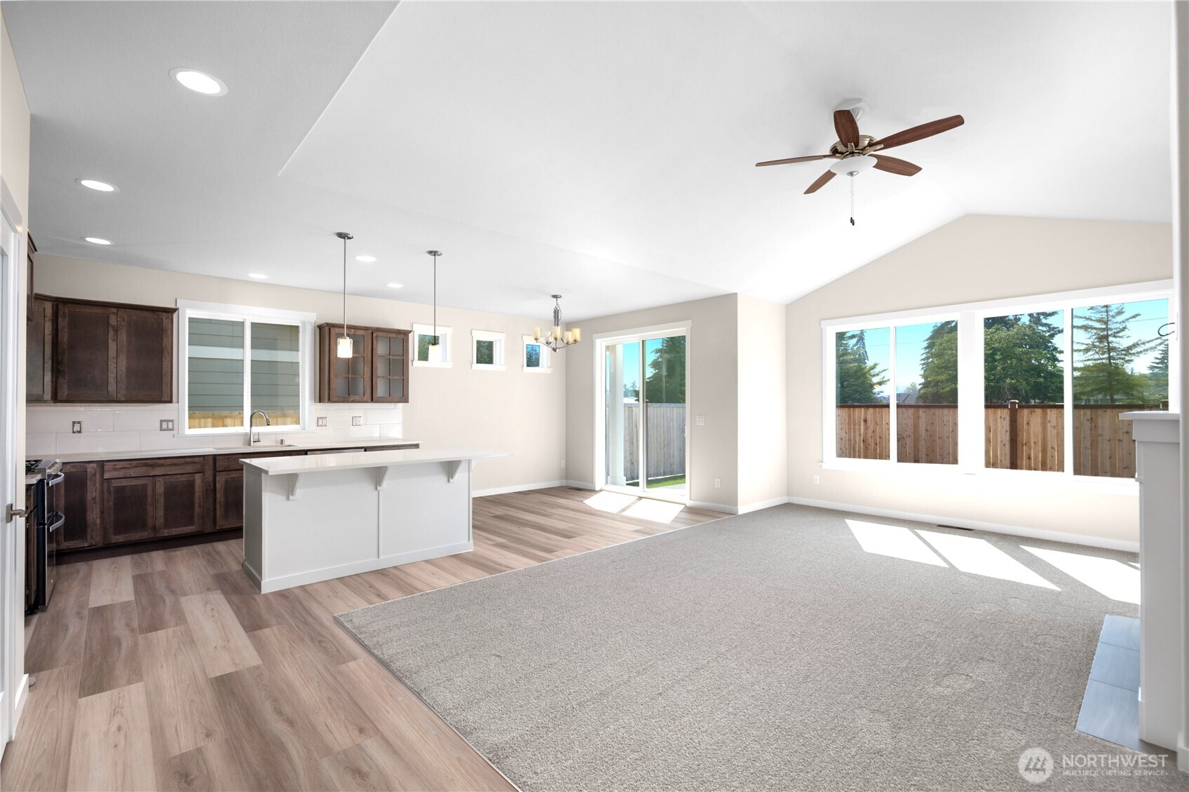 9636 7th Way Property Photo 13