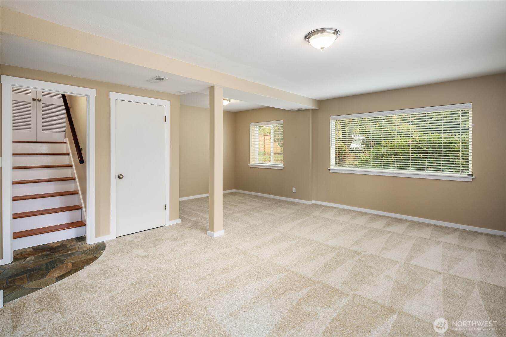 8504 216th Street Property Photo 24