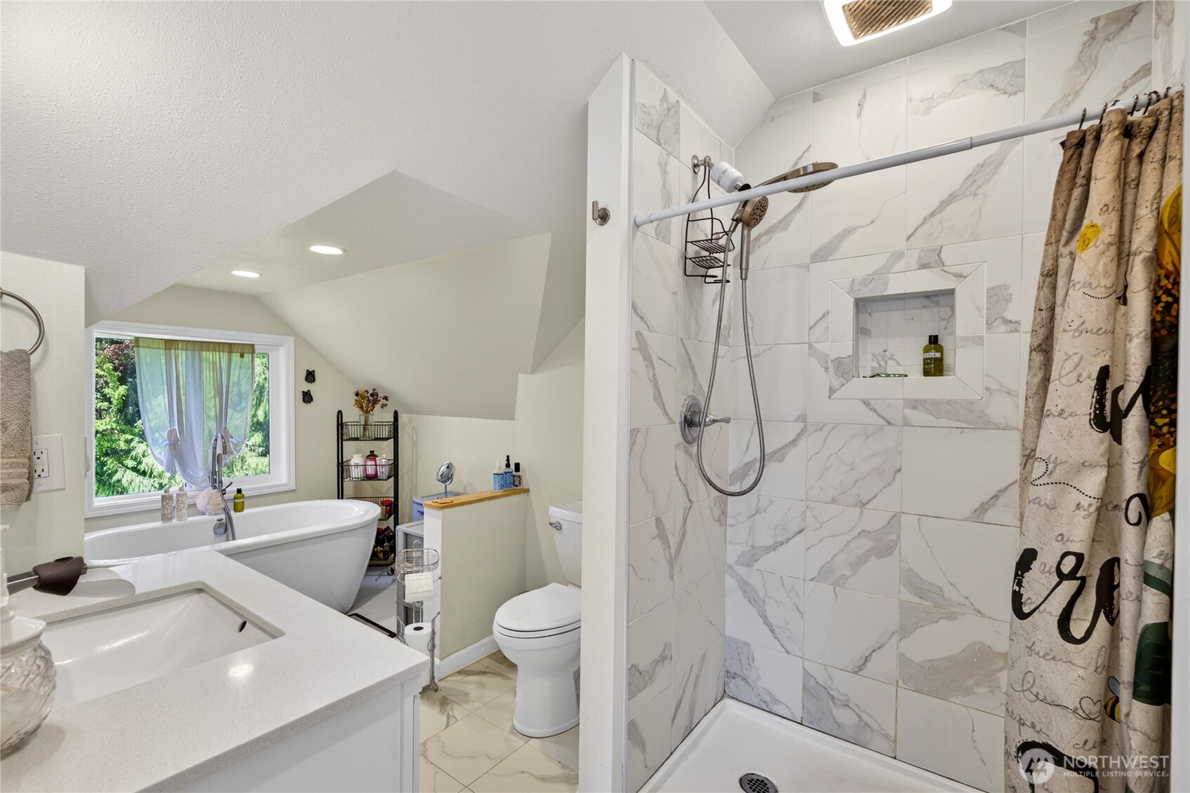 2115 Valley Highway Property Photo 24