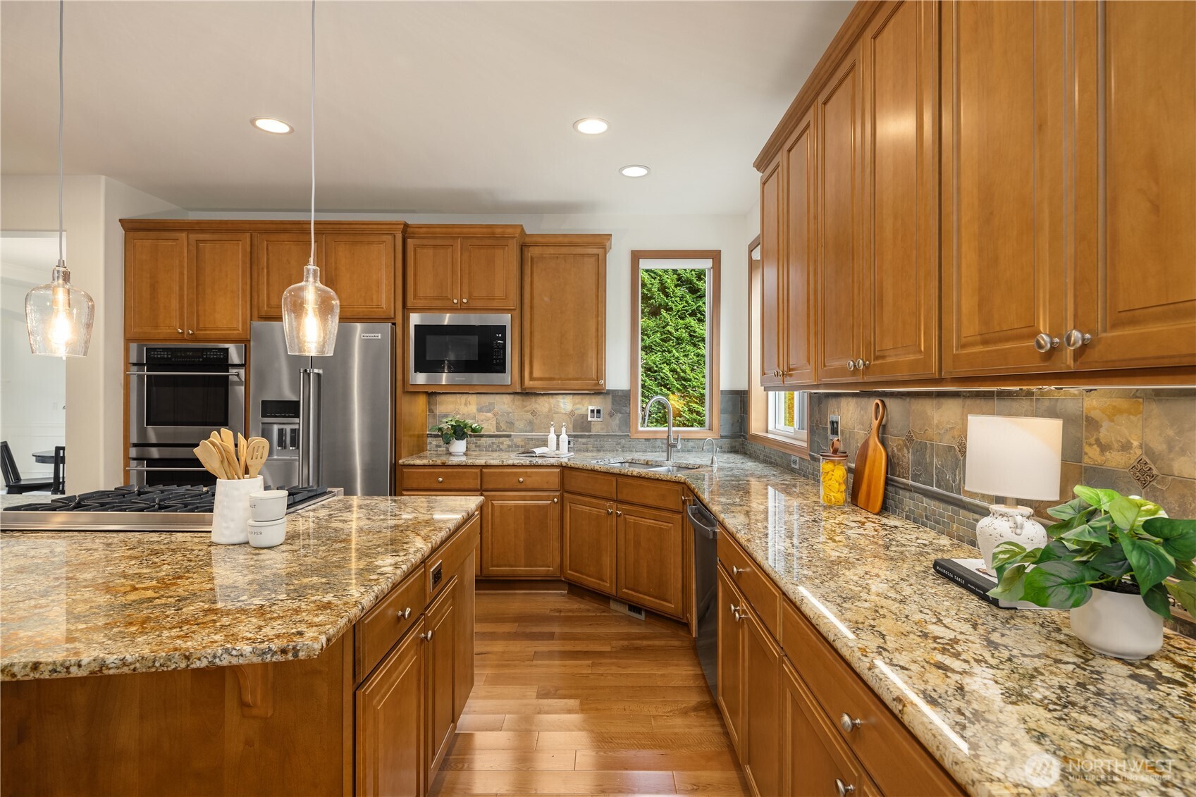 2759 Nw Pine Cone Place Property Photo 10