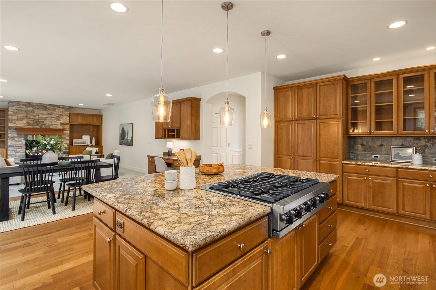 2759 Nw Pine Cone Place Property Photo 14