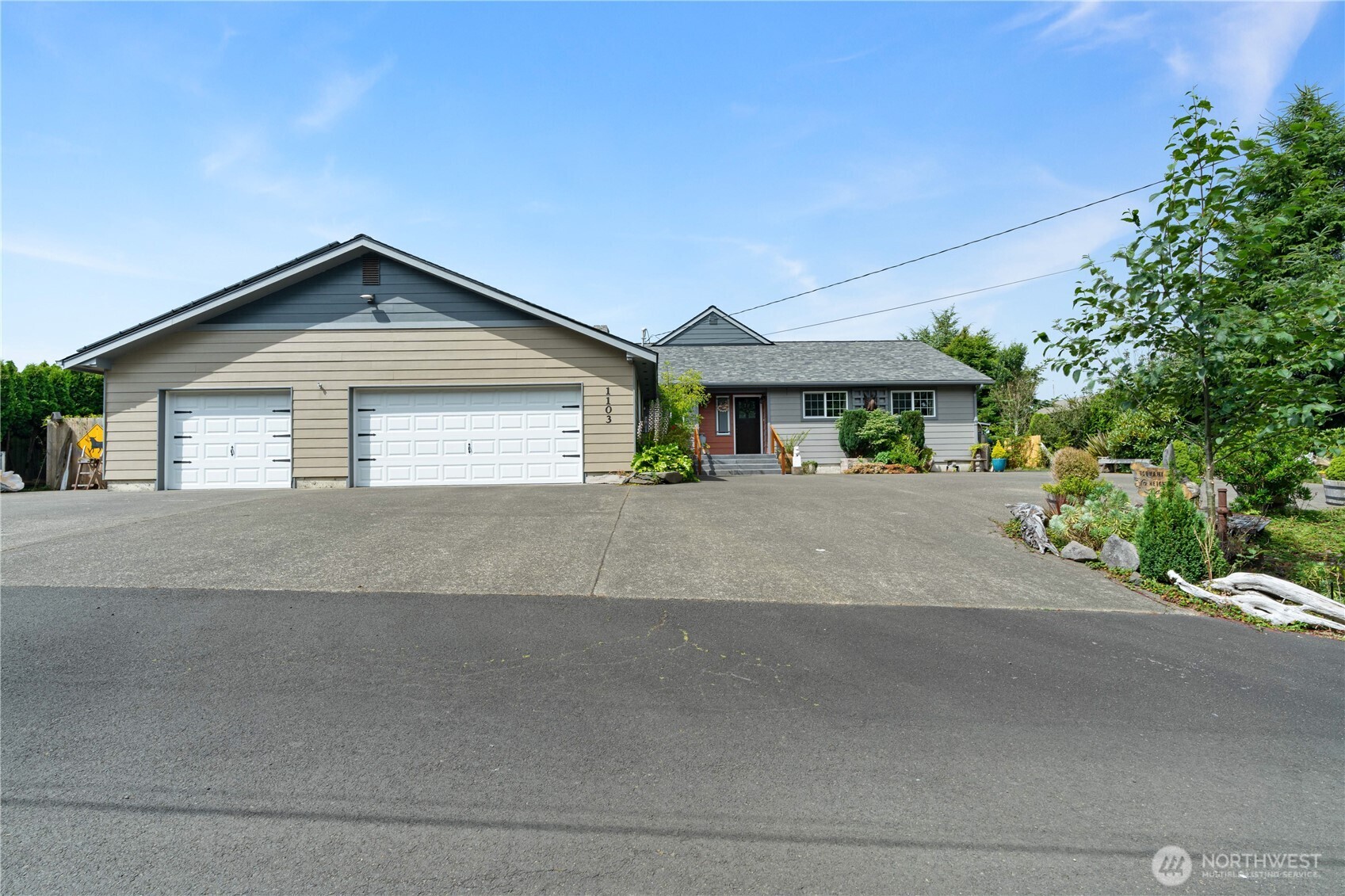 1103 S Aberdeen Street Property Photo 1
