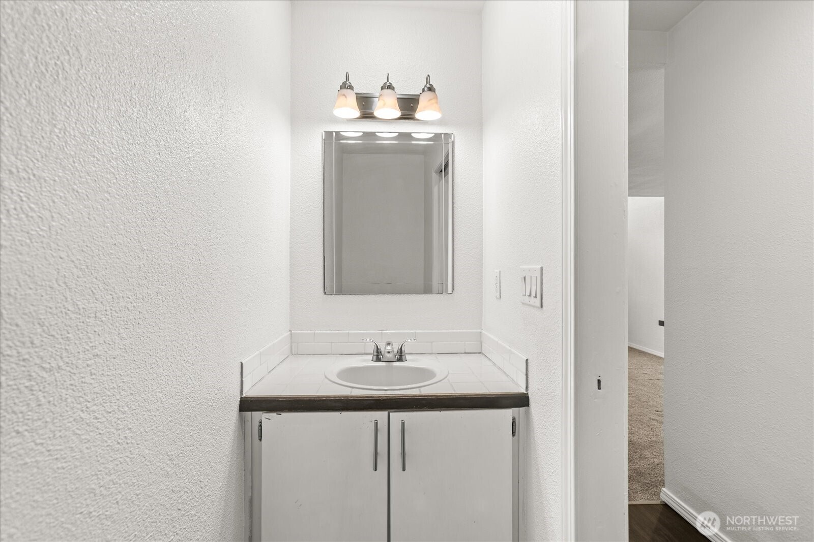 826 Pike Street C8 Property Photo 14