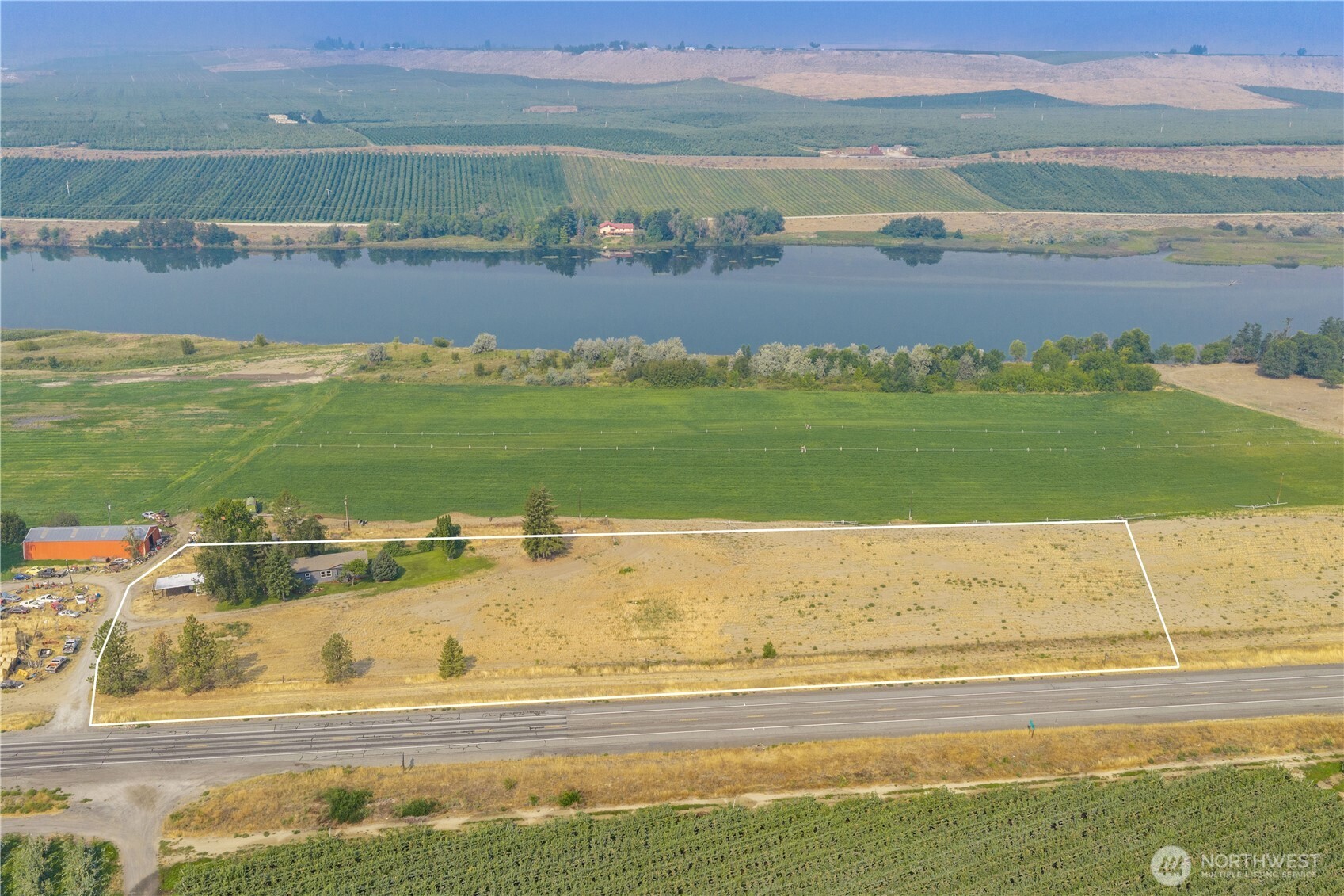 26575 Hwy 97 Property Photo 11