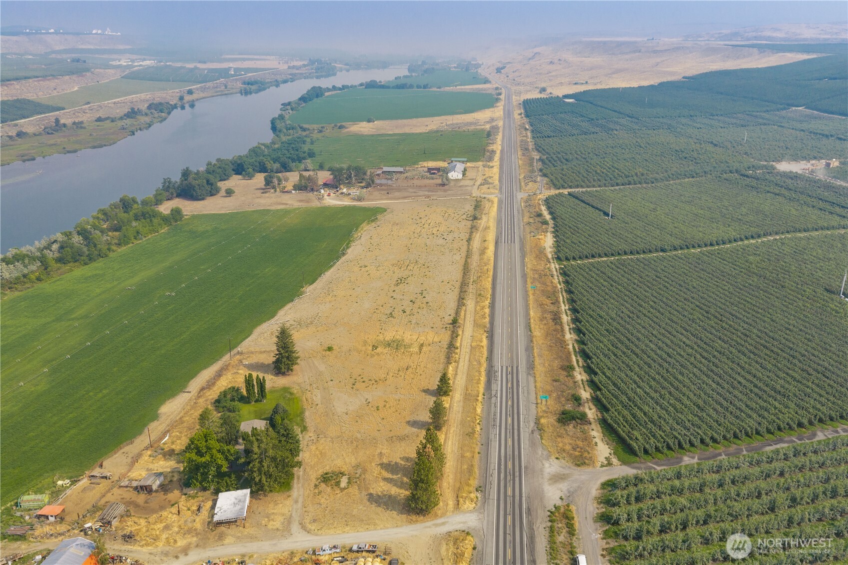 26575 Hwy 97 Property Photo 12