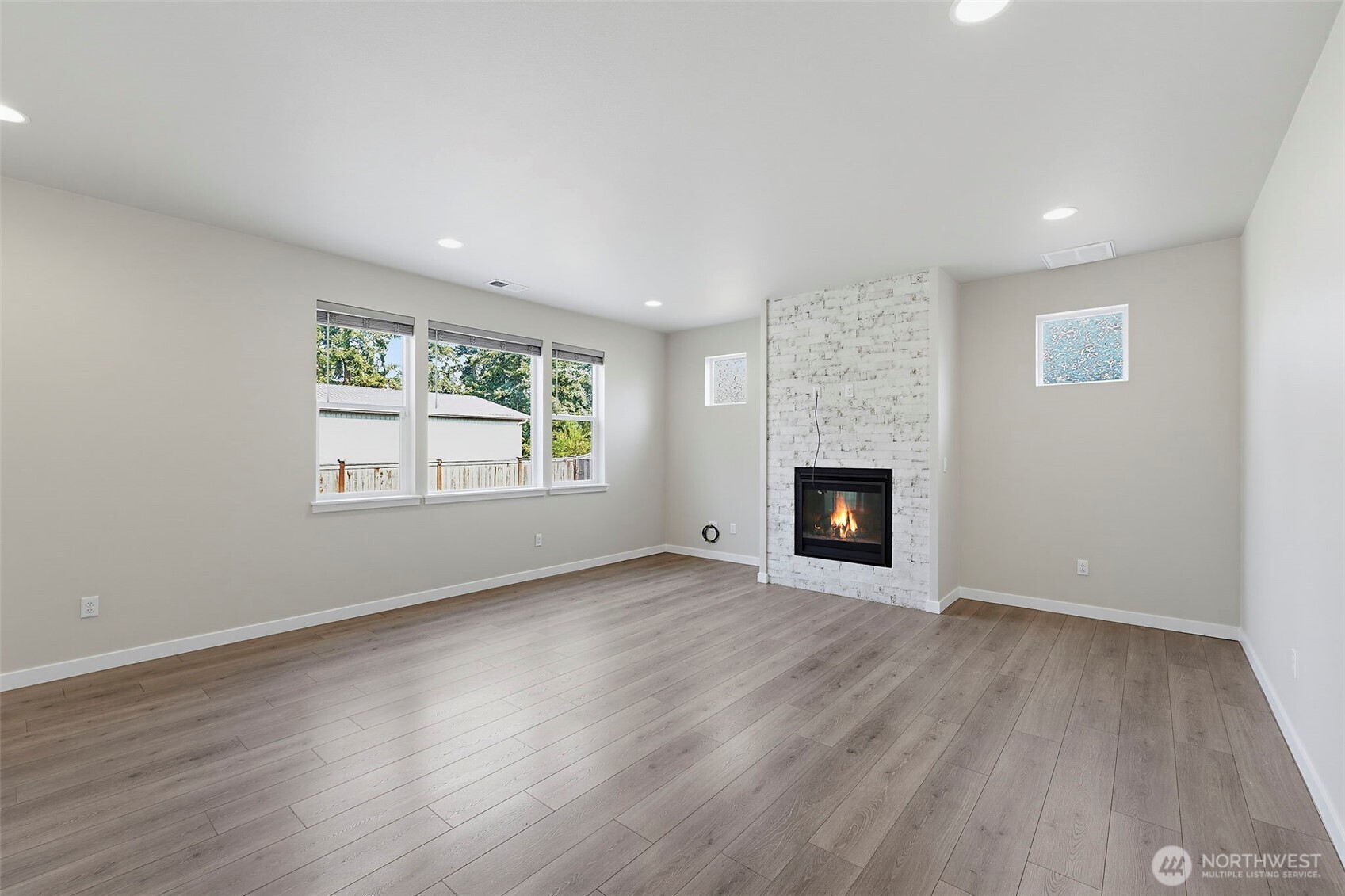 17318 21st Avenue Property Photo 11