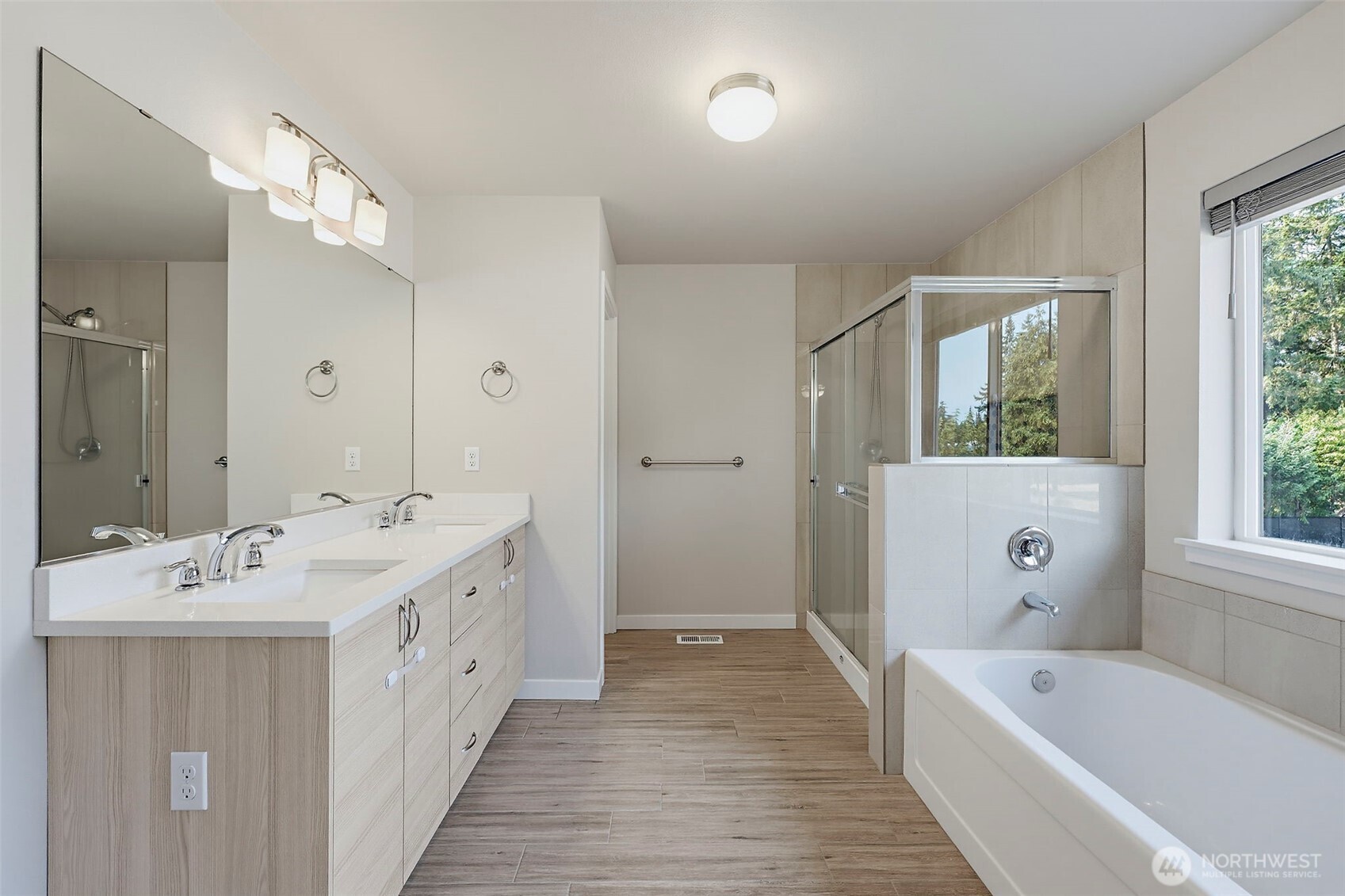 17318 21st Avenue Property Photo 16