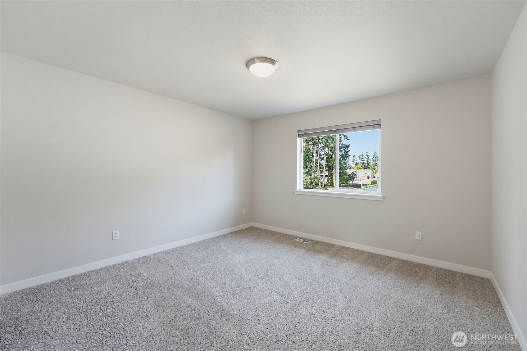 17318 21st Avenue Property Photo 25