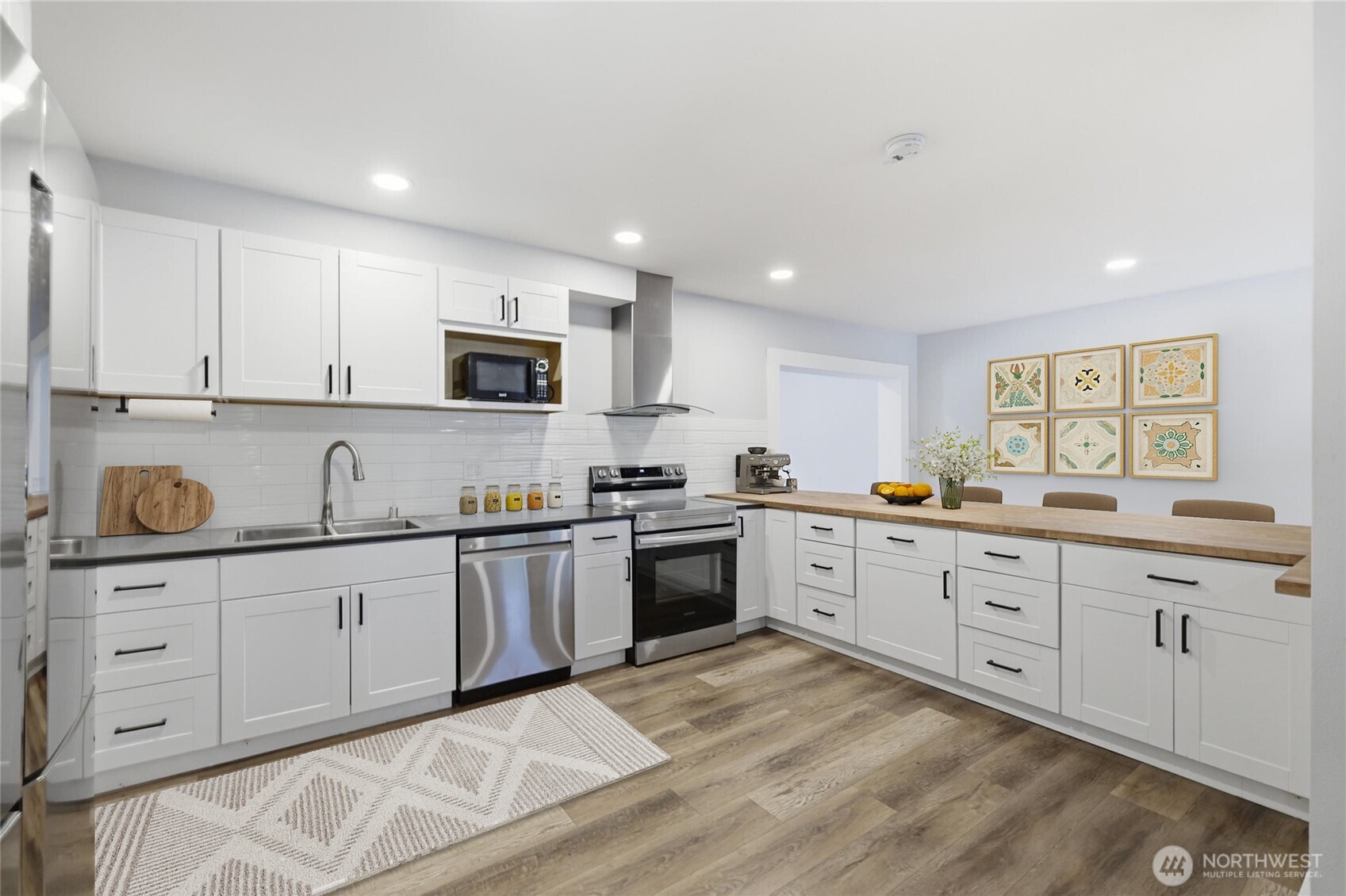 11920 215th Street Property Photo 3