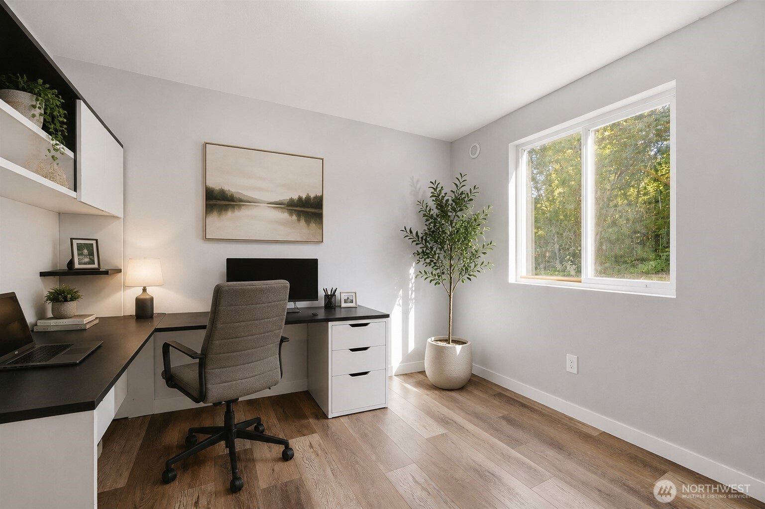 11920 215th Street Property Photo 10