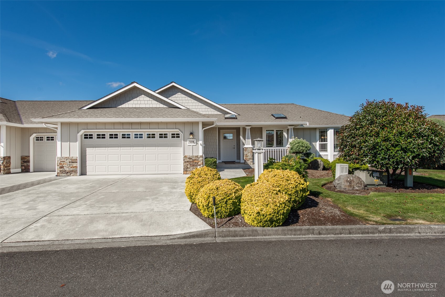 997 N Minstrel Road Property Photo 32