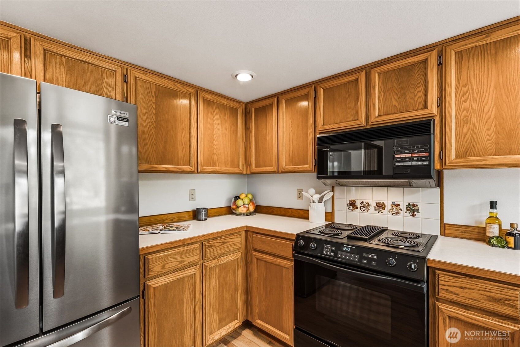 16726 70th Place Property Photo 9