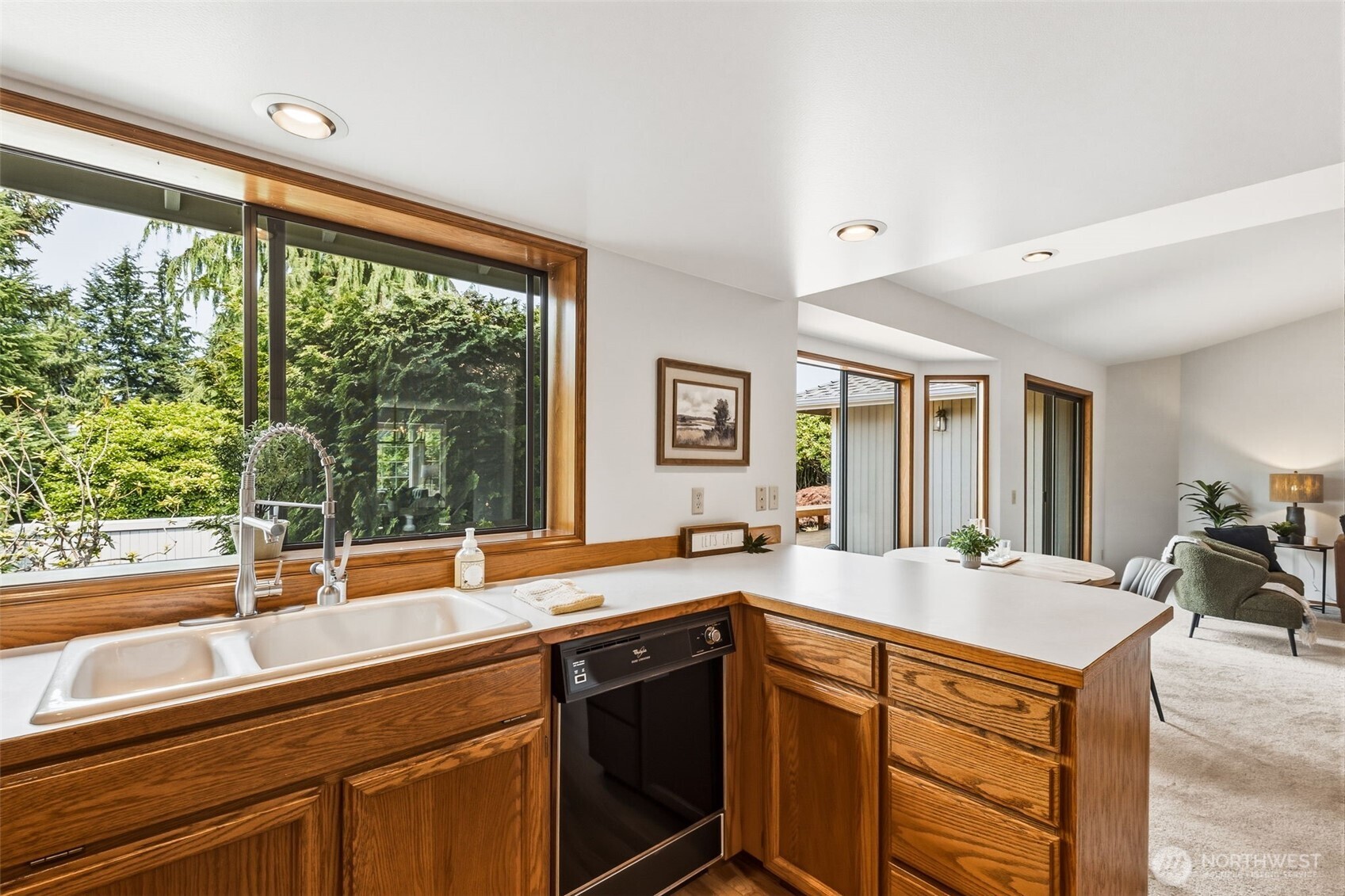 16726 70th Place Property Photo 11