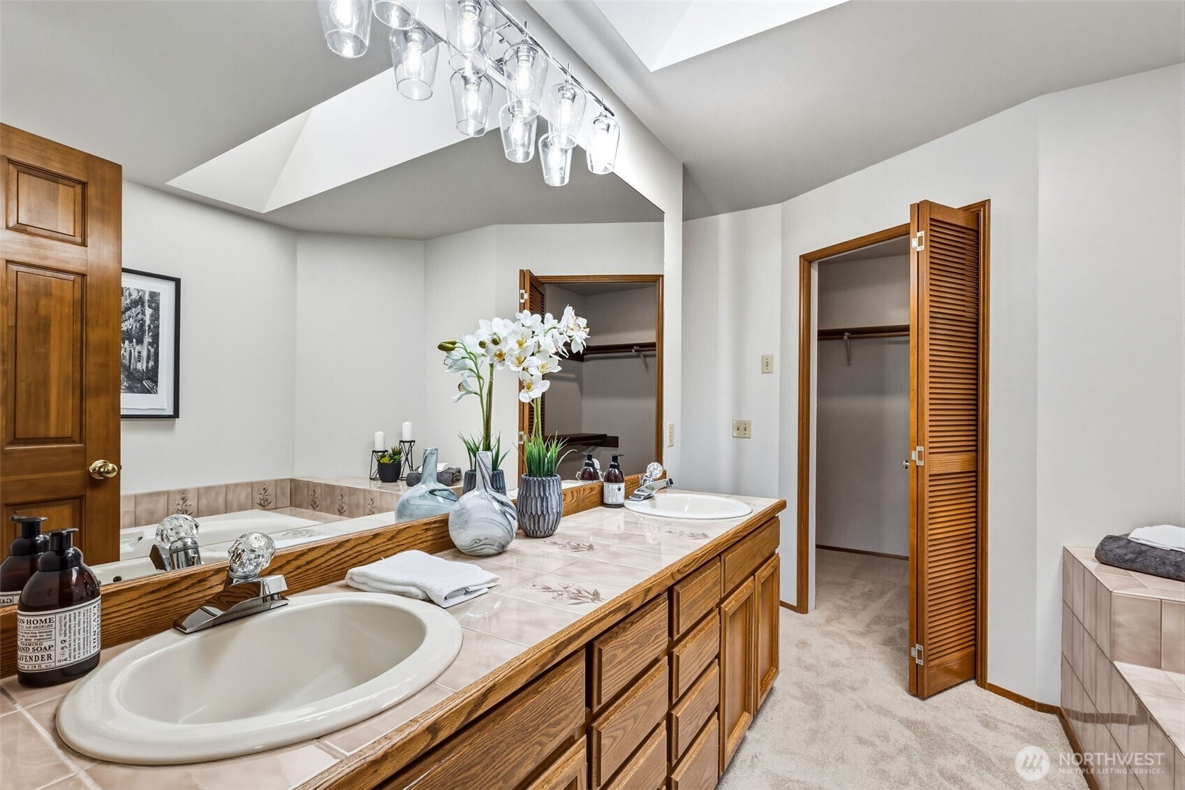 16726 70th Place Property Photo 20