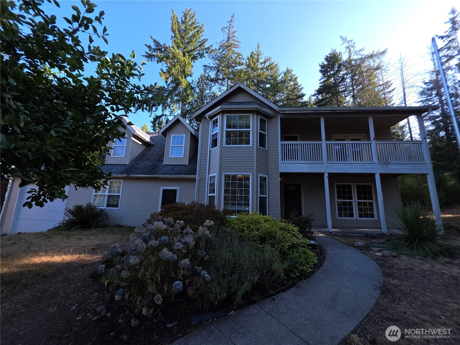 34 E Wildwood Lane Property Photo 2
