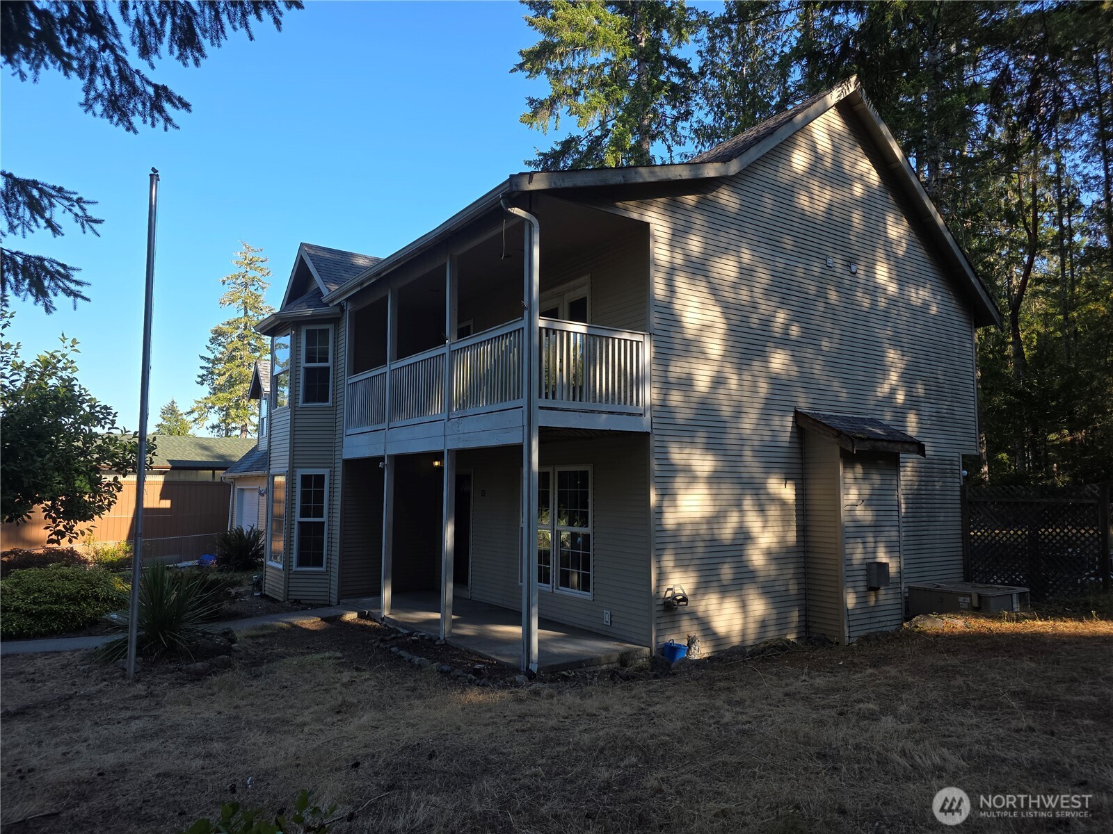 34 E Wildwood Lane Property Photo 3