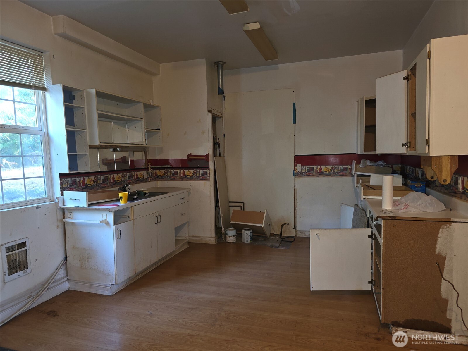 34 E Wildwood Lane Property Photo 12